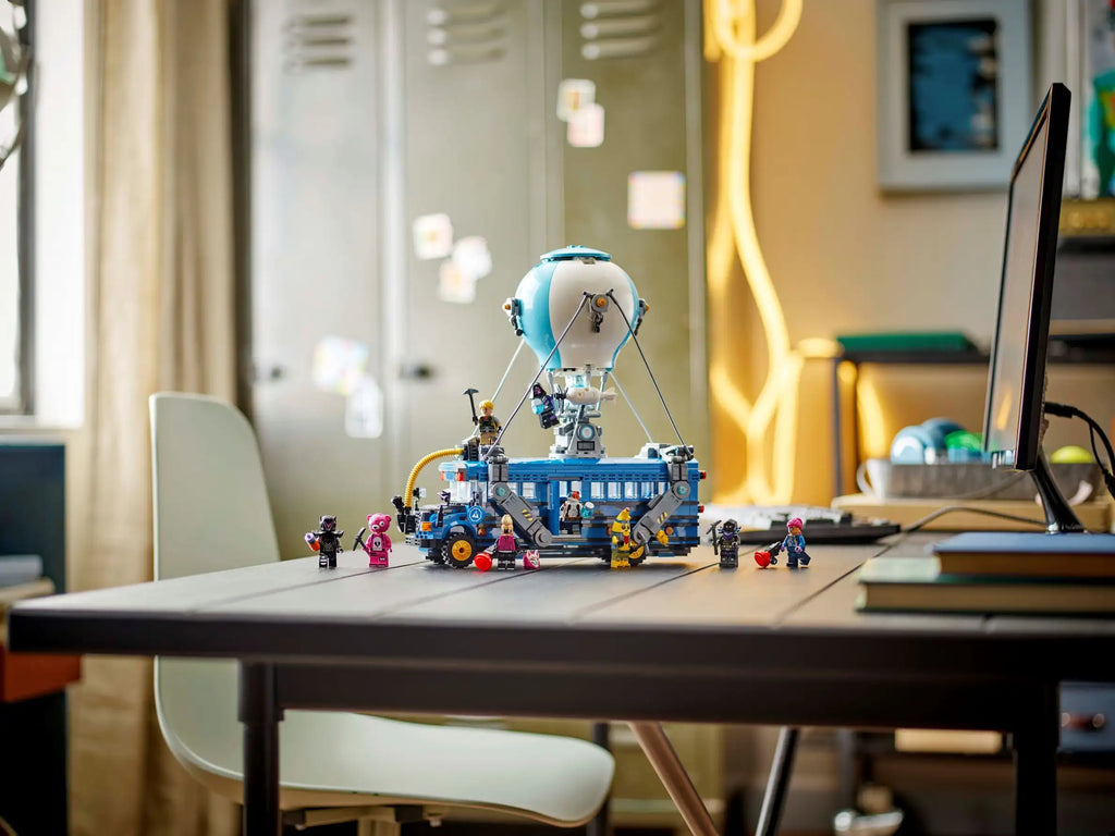 Lego Fortnite Battle Bus