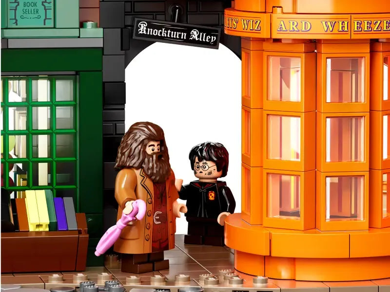 LEGO Harry Potter Diagon Alley First Issue-Bricking Lebanon