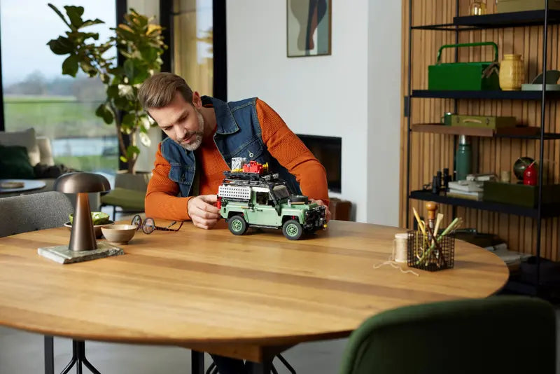 Lego Icons Land Rover Classic Defender 90