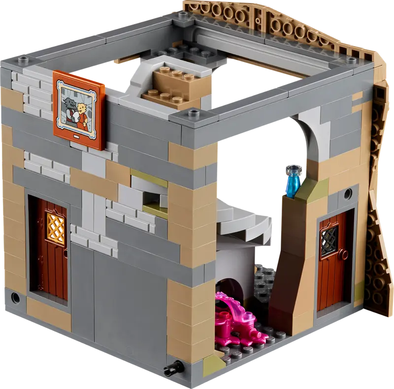 LEGO Ideas Dungeons & Dragons: Red Dragon's Tale-Bricking Lebanon