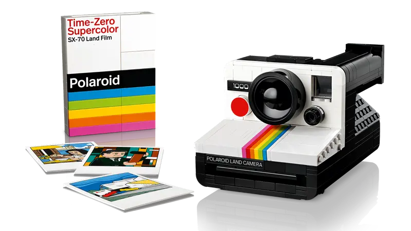 LEGO Ideas Polaroid OneStep SX-70 Camera-Bricking Lebanon