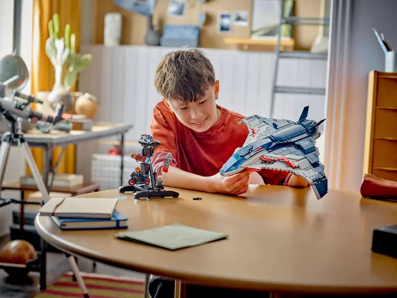 Lego Marvel Super Heroes Avengers Age of Ultron Quinjet