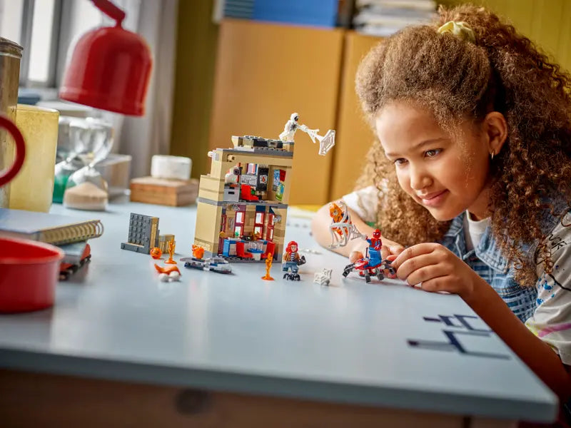 LEGO Marvel Super Heroes Peter Parker’s Apartment