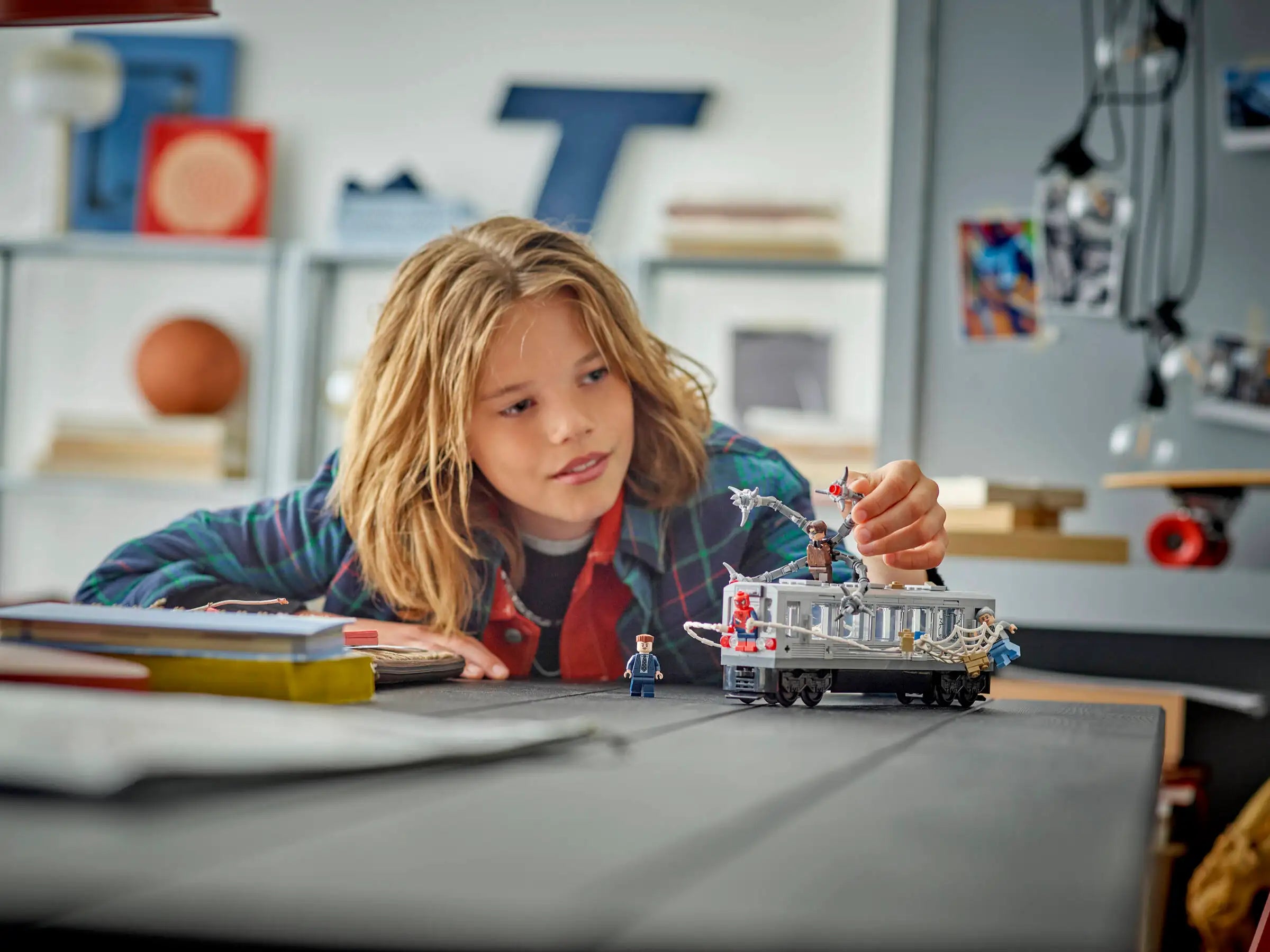 Lego Marvel Super Heroes Spider Man versus Doc Ock Subway Train Scene