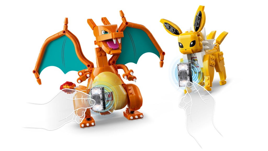 LEGO SMART Play Charizard vs Jolteon Ultimate Battle 72167