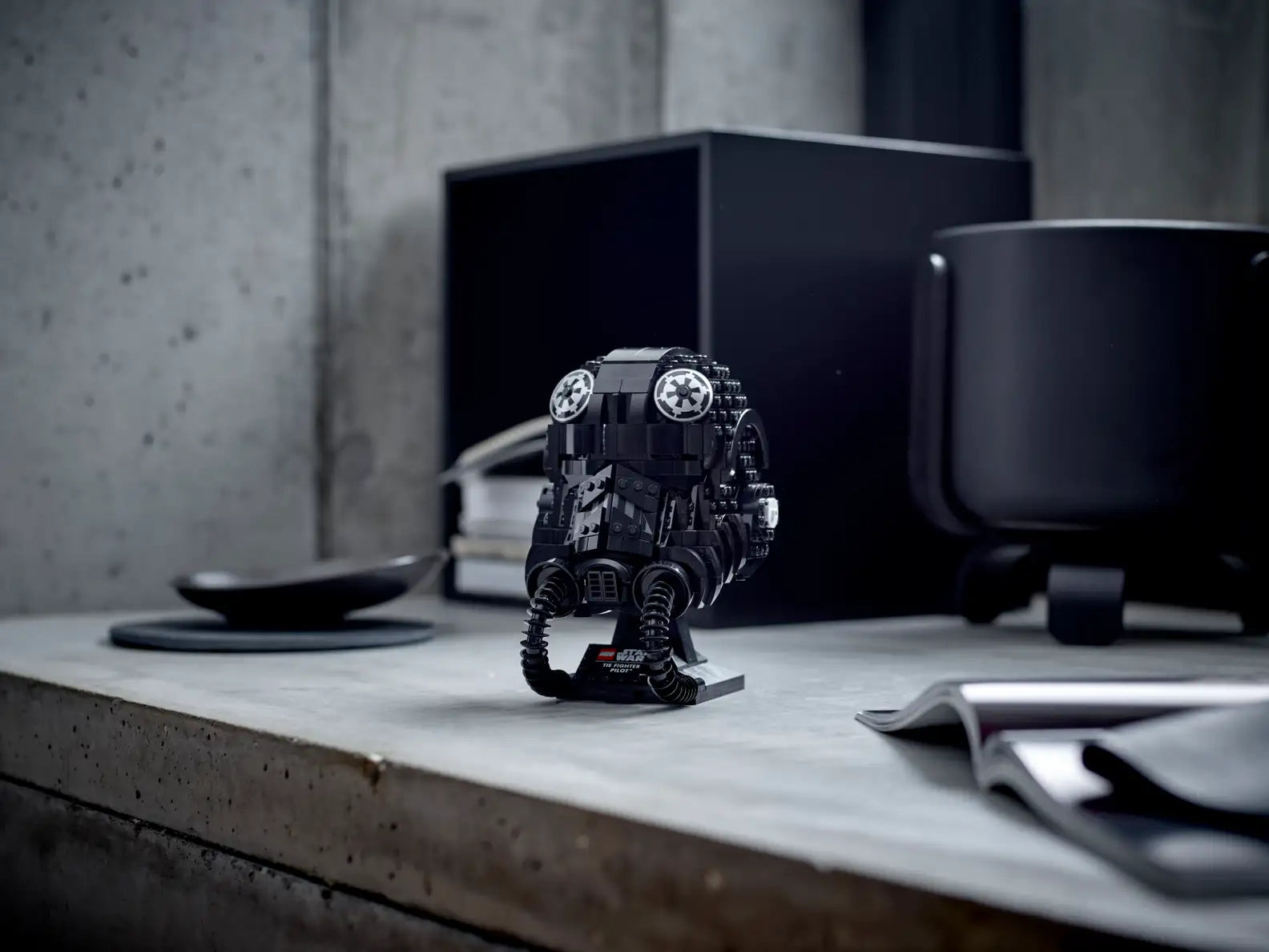 LEGO Star Wars - TIE Fighter Pilot Helmet