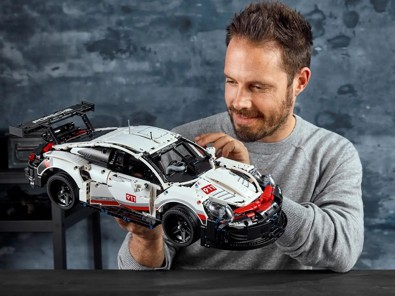 LEGO Technic - Porsche 911 RSR