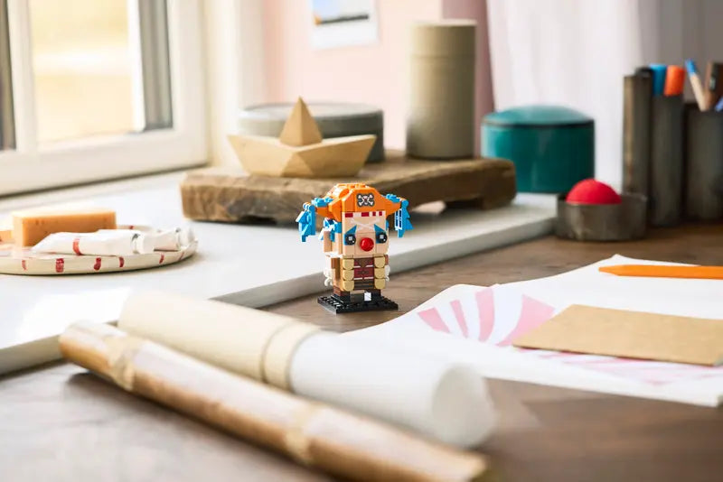 LEGO® BrickHeadz™ Buggy the Clown Figure