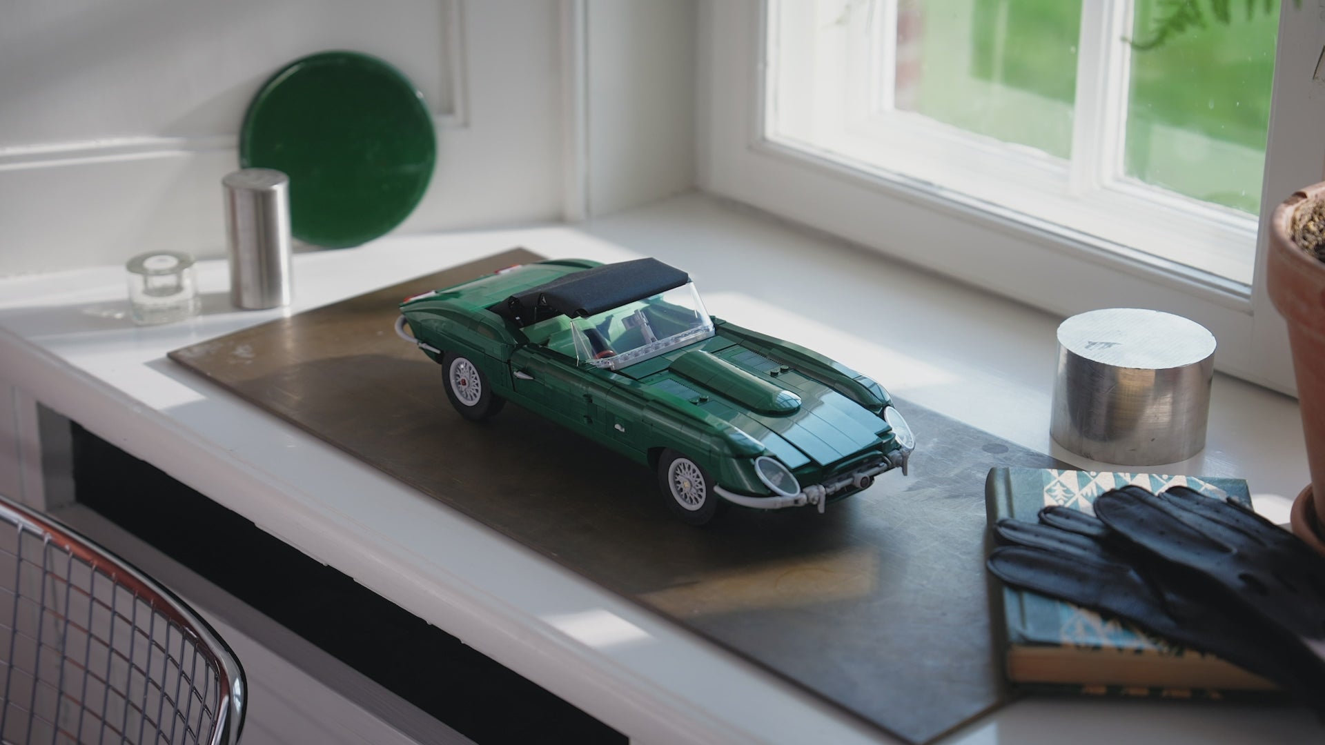 LEGO Icons - Jaguar E-Type Advanced Model Car - 11381